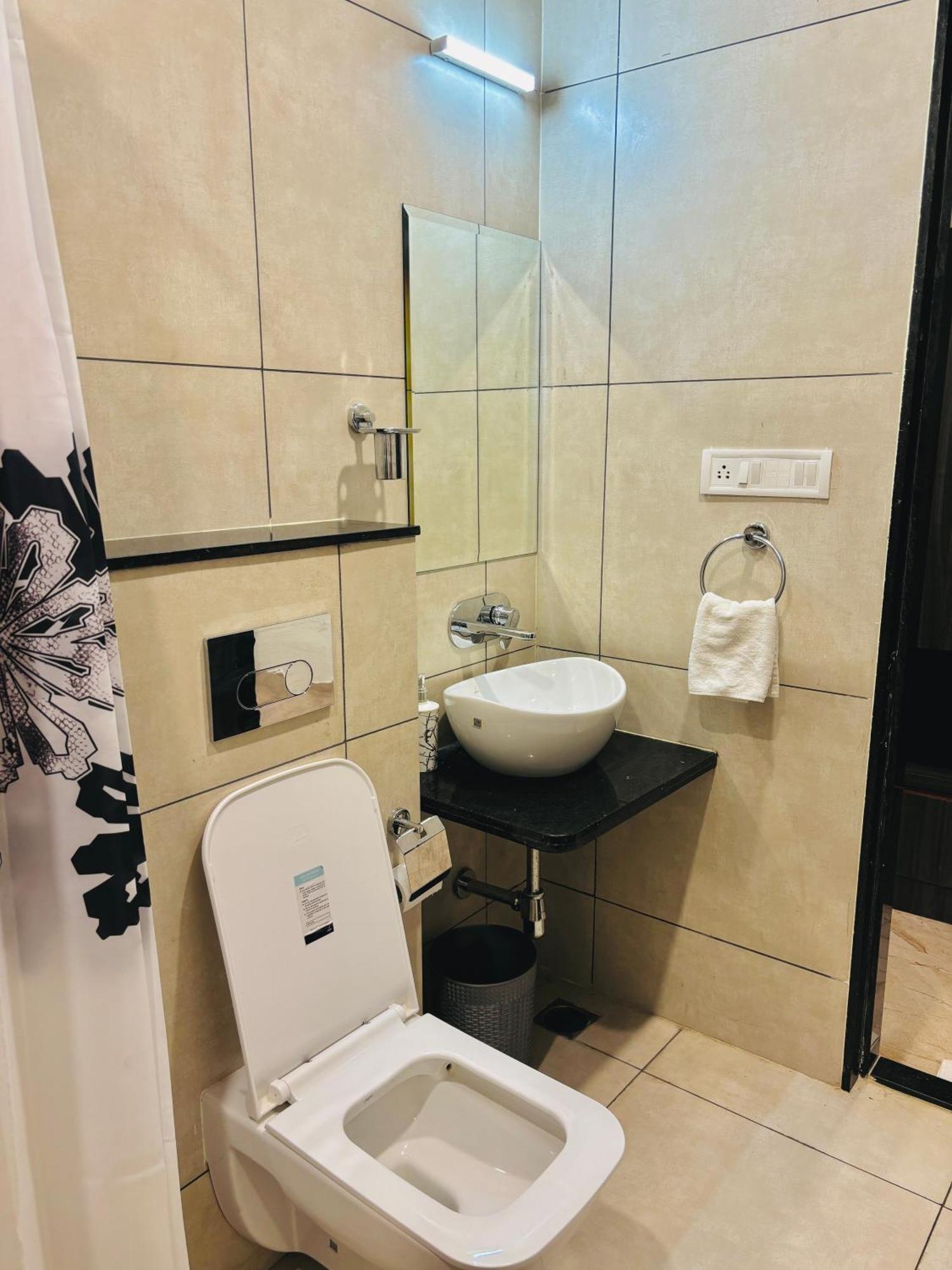 Hotel Ajinkya Palace 奥兰加巴德 外观 照片